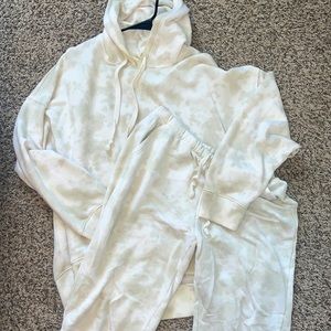 Aerie Tie Dye Sweatset !!